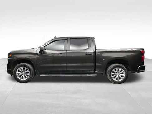 Used 2021 Chevrolet Silverado 1500 Custom w/ Safety Confidence Package AWD/4WD image 2