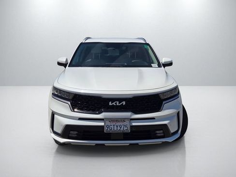 Used 2023 Kia Sorento EX FWD image 2