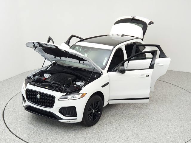 Certified 2026 Jaguar F-PACE R-Dynamic S AWD/4WD image 11