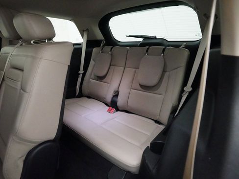 Used 2023 Ford Explorer XLT w/ Equipment Group 202A image 17