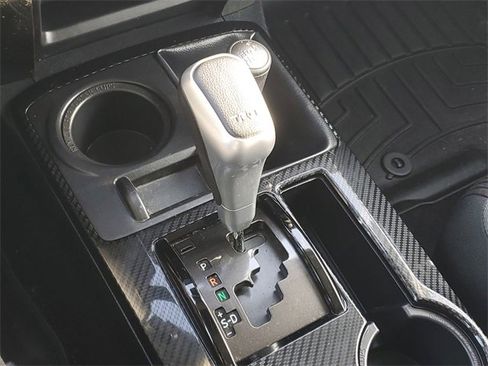 Used 2023 Toyota 4Runner TRD Off-Road image 27