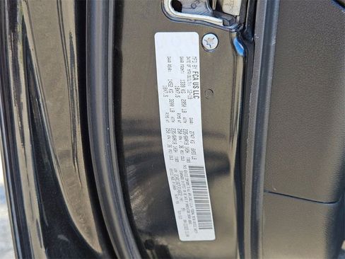 Used 2020 Chrysler Pacifica Touring-L image 31