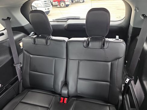 Used 2023 Ford Explorer XLT w/ Equipment Group 202A image 15