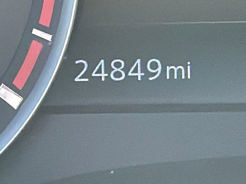 Used 2024 Nissan Frontier SV w/ SV Convenience Package image 24