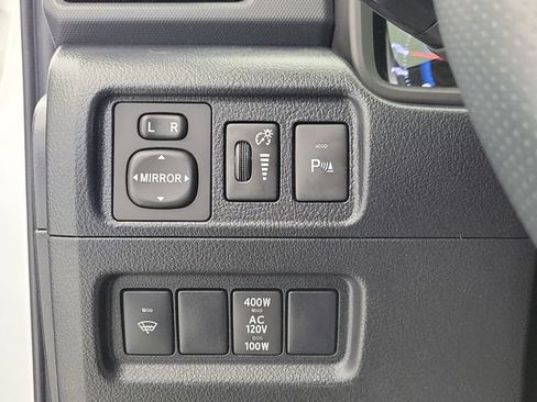 Used 2019 Toyota 4Runner Limited AWD/4WD image 29