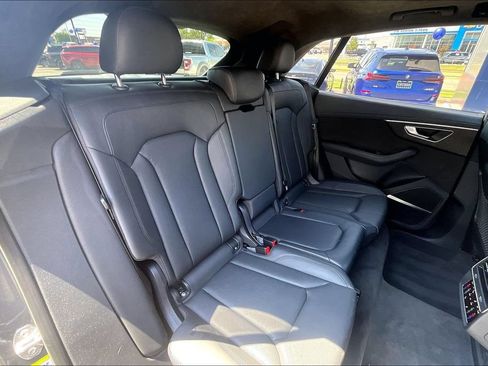 Used 2021 Audi Q8 Prestige w/ Prestige Package AWD/4WD image 37