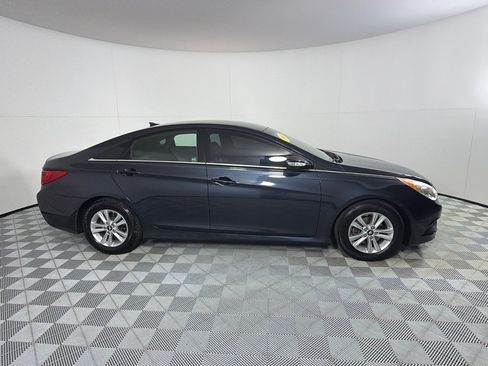 Used 2014 Hyundai Sonata GLS w/ Popular Equipment Group 2 FWD image 4