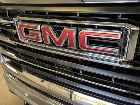 New 2025 GMC Sierra 2500 SLT AWD/4WD image 37