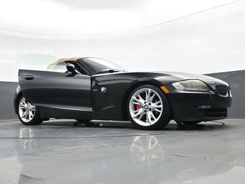 Used 2008 BMW Z4 3.0i image 39