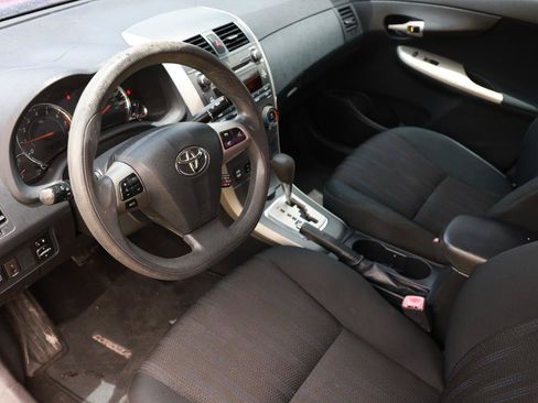 Used 2011 Toyota Corolla FWD image 4