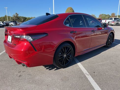 Used 2021 Toyota Camry XSE image 4