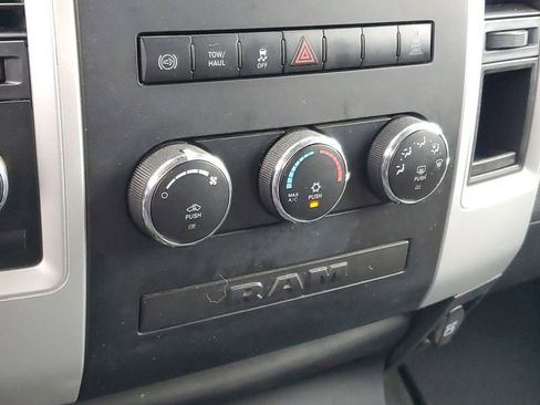 Used 2012 RAM 2500 SLT image 16