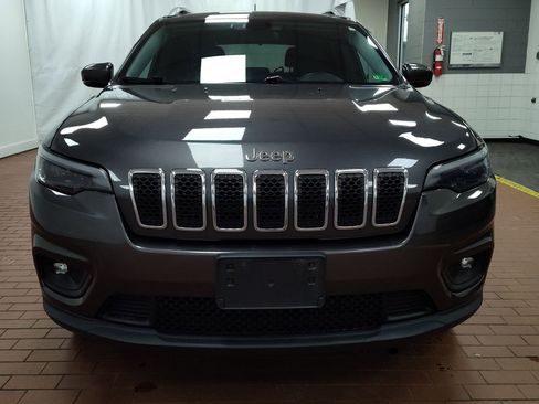 Used 2019 Jeep Cherokee Latitude Plus image 5