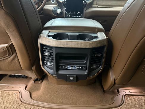 Used 2019 RAM 1500 Limited AWD/4WD image 28