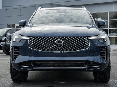 New 2026 Volvo XC90 B6 Plus w/ Protection Package Premier image 2