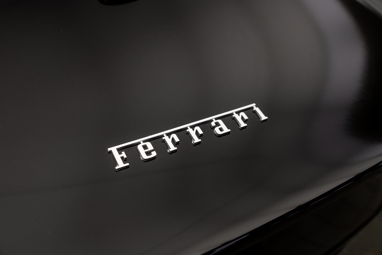 Used 2022 Ferrari 812 GTS RWD image 37