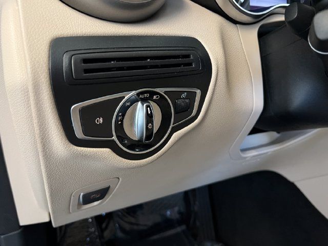 Used 2016 Mercedes-Benz GLC 300 image 25