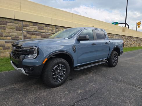 Used 2024 Ford Ranger XLT w/ Trailer Tow Package image 9