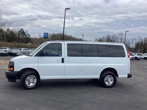 Used 2023 Chevrolet Express 3500 LS image 7
