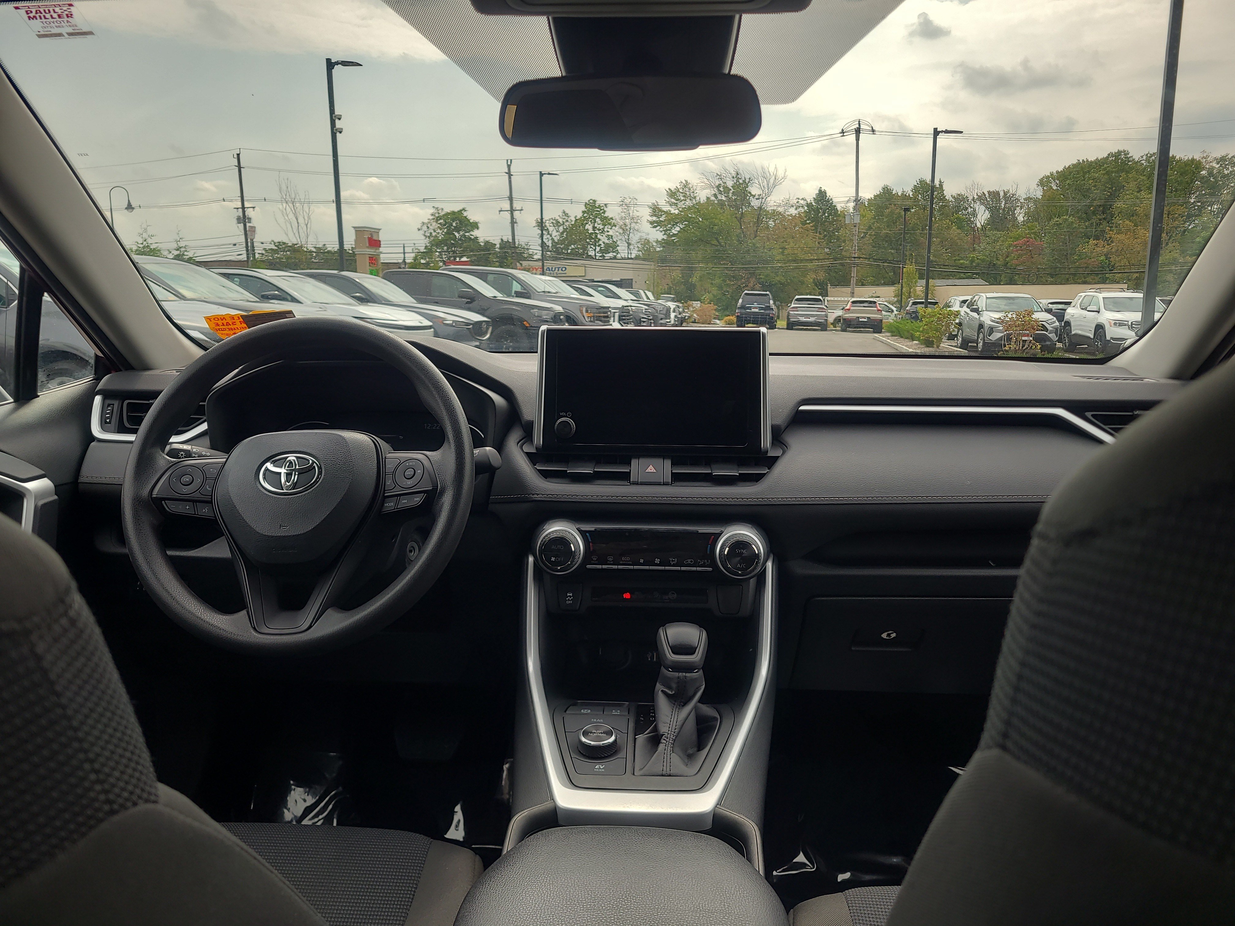 Certified 2024 Toyota RAV4 LE AWD/4WD image 18