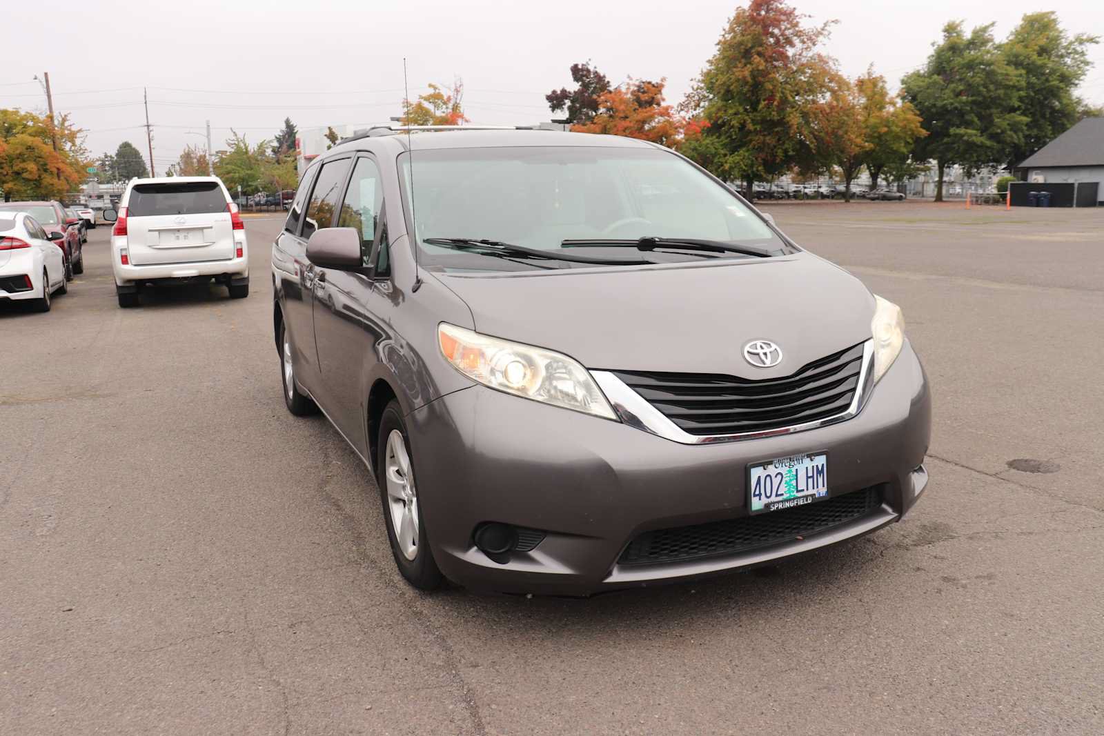 Used 2014 Toyota Sienna LE FWD image 3
