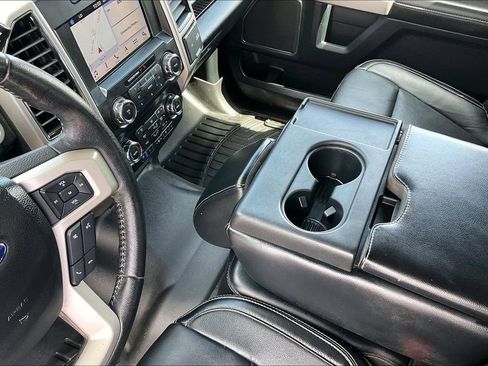 Used 2019 Ford F150 Lariat w/ Equipment Group 501A Mid AWD/4WD image 15