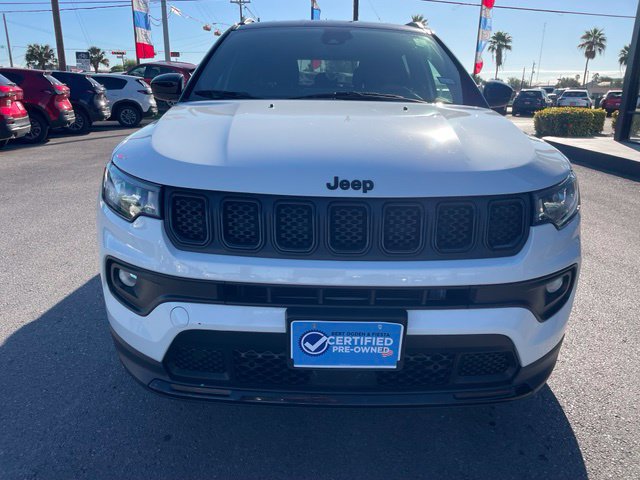 Used 2023 Jeep Compass Latitude AWD/4WD image 2