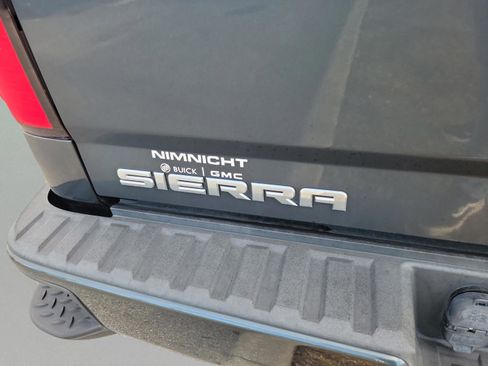 Used 2017 GMC Sierra 1500 4x4 Double Cab w/ Elevation Edition image 12