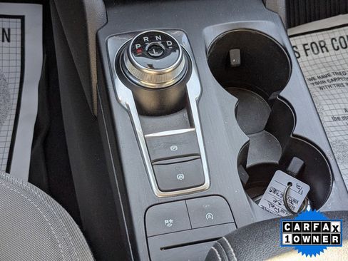Used 2022 Ford Escape SE w/ SE Sport Appearance Package AWD/4WD image 18
