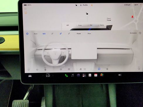 Used 2022 Tesla Model Y Long Range AWD/4WD image 23