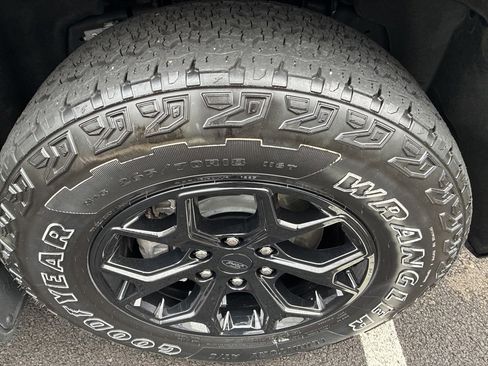 Used 2024 Ford Expedition Timberline image 10