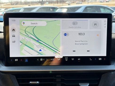 Used 2025 Ford Explorer Platinum w/ LUX Leather Package image 23