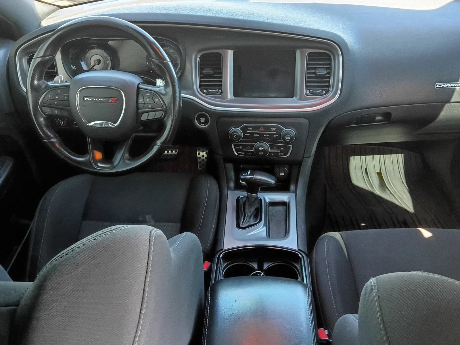 Used 2019 Dodge Charger R/T w/ Blacktop Package RWD image 21
