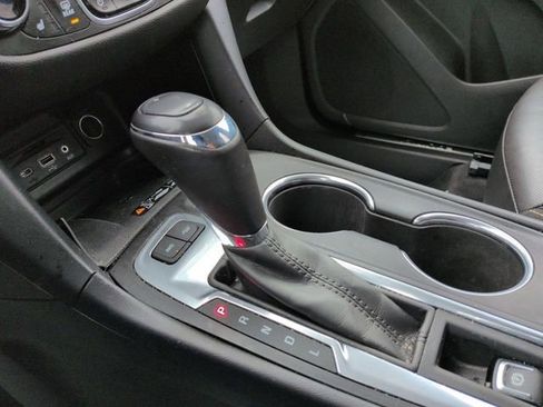 Used 2019 Chevrolet Equinox Premier image 20