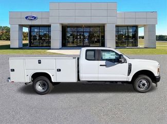 New 2025 Ford F350 XL video 3