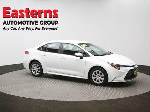 Used 2024 Toyota Corolla LE image 46