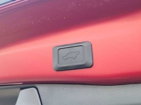 New 2025 Toyota RAV4 Limited image 11