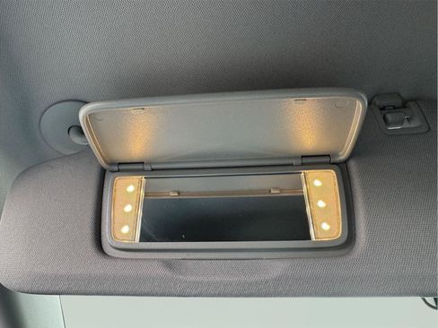 Used 2023 Chevrolet Equinox LT AWD/4WD image 27