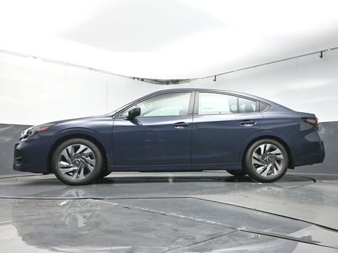 Used 2025 Subaru Legacy Limited w/ Popular Package #2 image 37