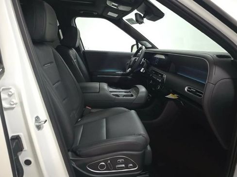 Used 2026 Hyundai Palisade Calligraphy AWD/4WD image 8