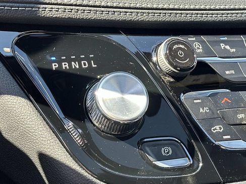 New 2026 Chrysler Pacifica Select w/ S Appearance Package FWD image 26