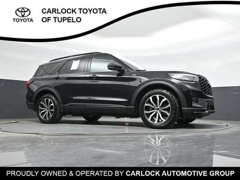 Used 2025 Ford Explorer ST-Line w/ Premium Package RWD image 54
