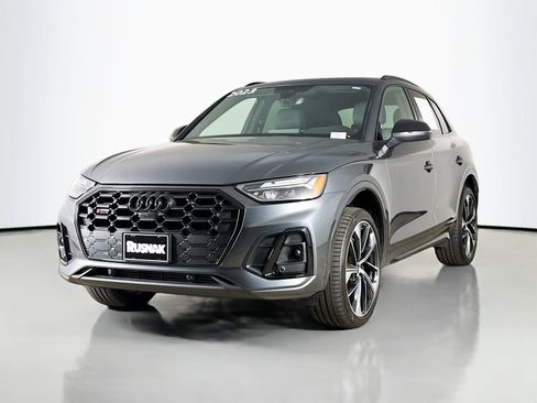 Used 2023 Audi SQ5 Premium Plus w/ Premium Plus Package AWD/4WD image 3
