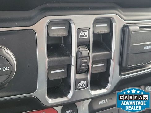 Used 2020 Jeep Gladiator Rubicon image 36