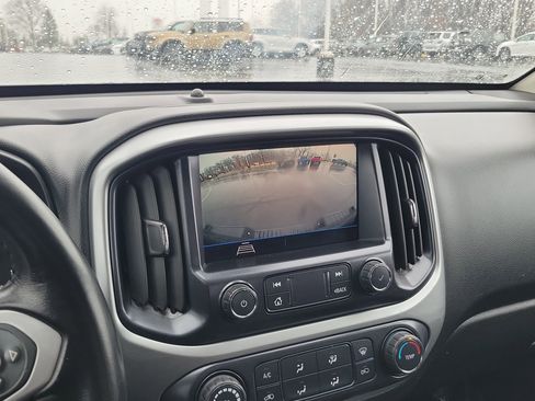 Used 2022 Chevrolet Colorado LT w/ Fleet Safety Package image 13