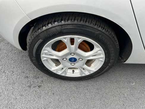 Used 2014 Ford Fiesta SE image 26