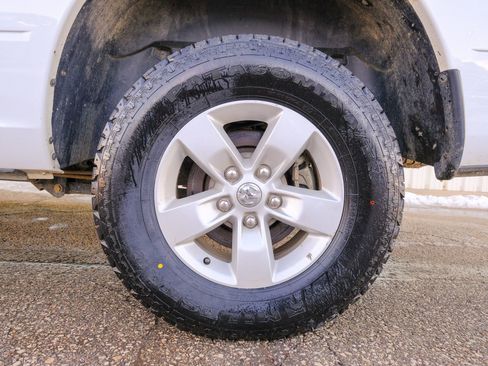 Used 2023 RAM 1500 Classic SLT w/ Electronics Group image 42