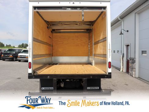 Used 2024 Isuzu NPR image 9