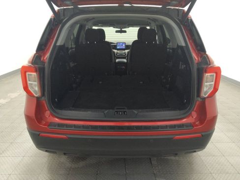 Used 2022 Ford Explorer XLT RWD image 29