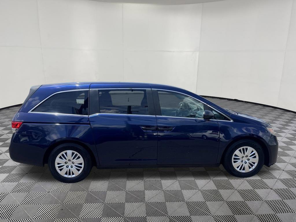 Used 2015 Honda Odyssey LX image 5